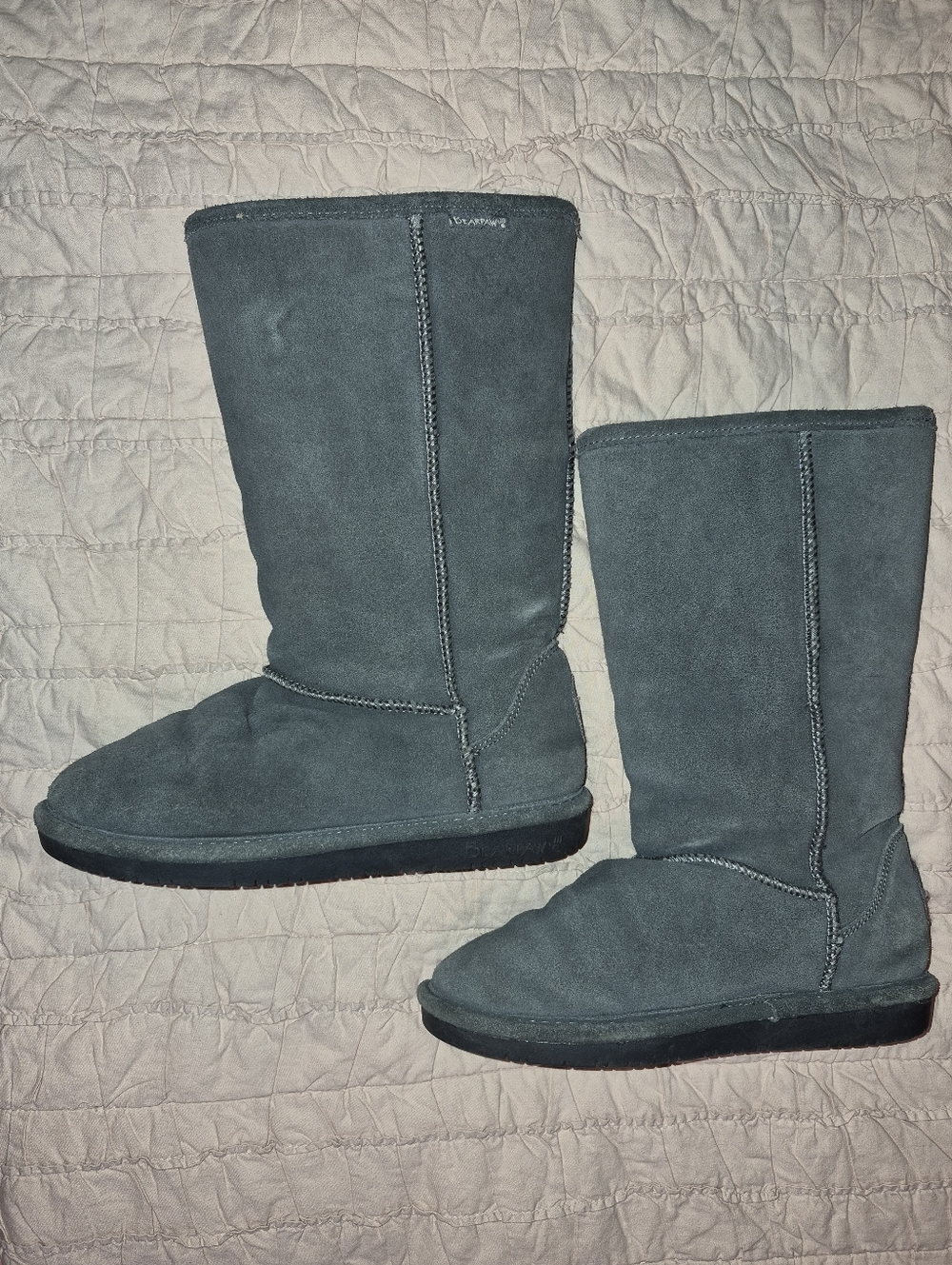 Bearpaw Women's 8 Suede & Sheepskin Mid-Calf Boots